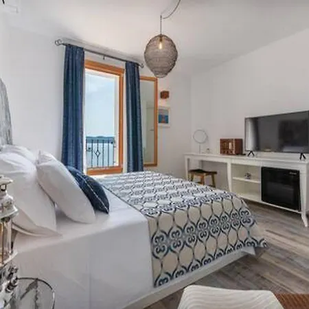 Mamma Mia Luxury טרוגיר