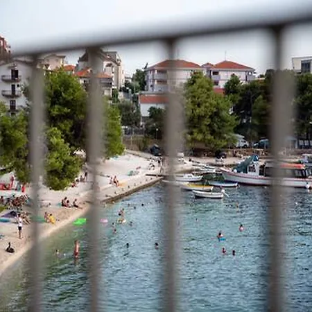 Mamma Mia Luxury בית הארחה