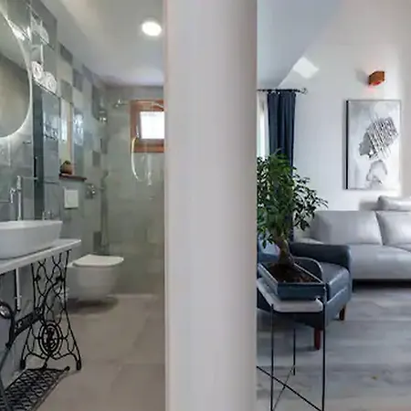 Mamma Mia Luxury 4*